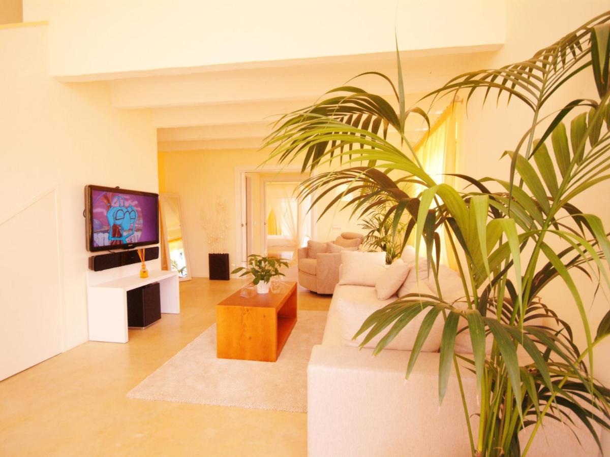 Villa Barcares Petit, Piscina, Jardines Junto A Playa En Alcudia Екстериор снимка